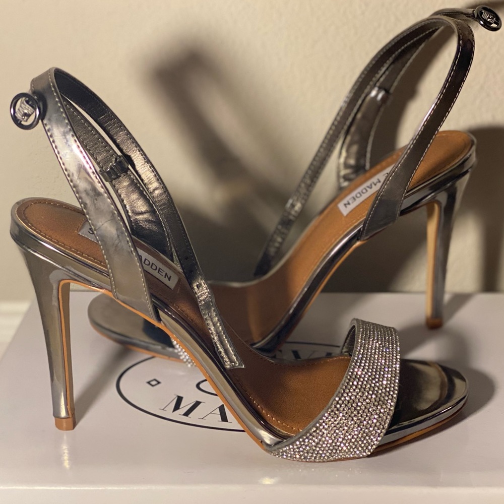 Steve Madden Metallic Heel